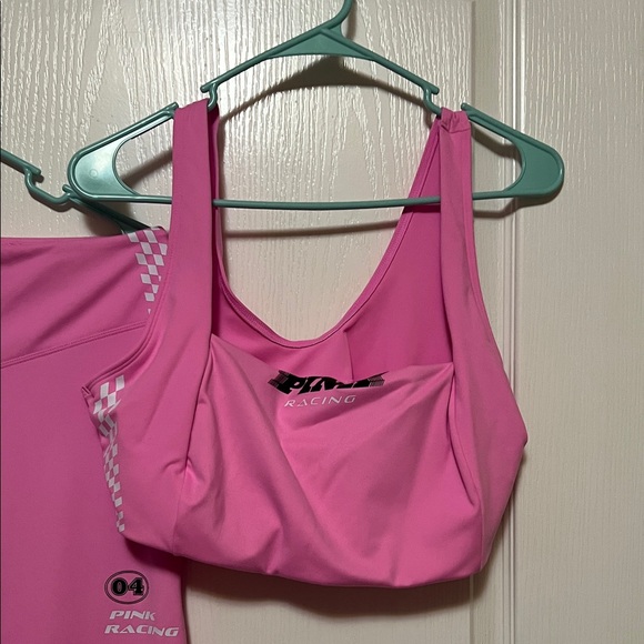 PINK vs Racing workout Set - Picture 5 of 11